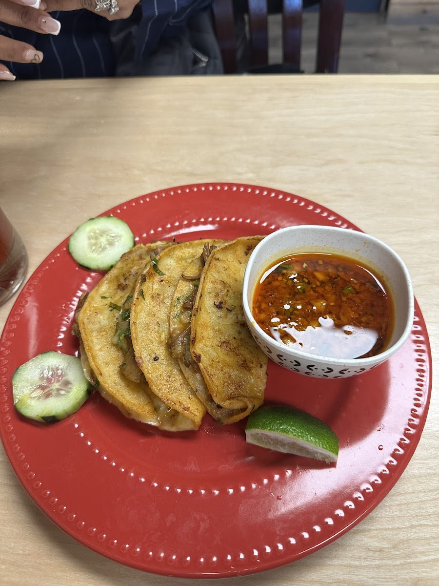 Son D'licias Restaurant Photos 2